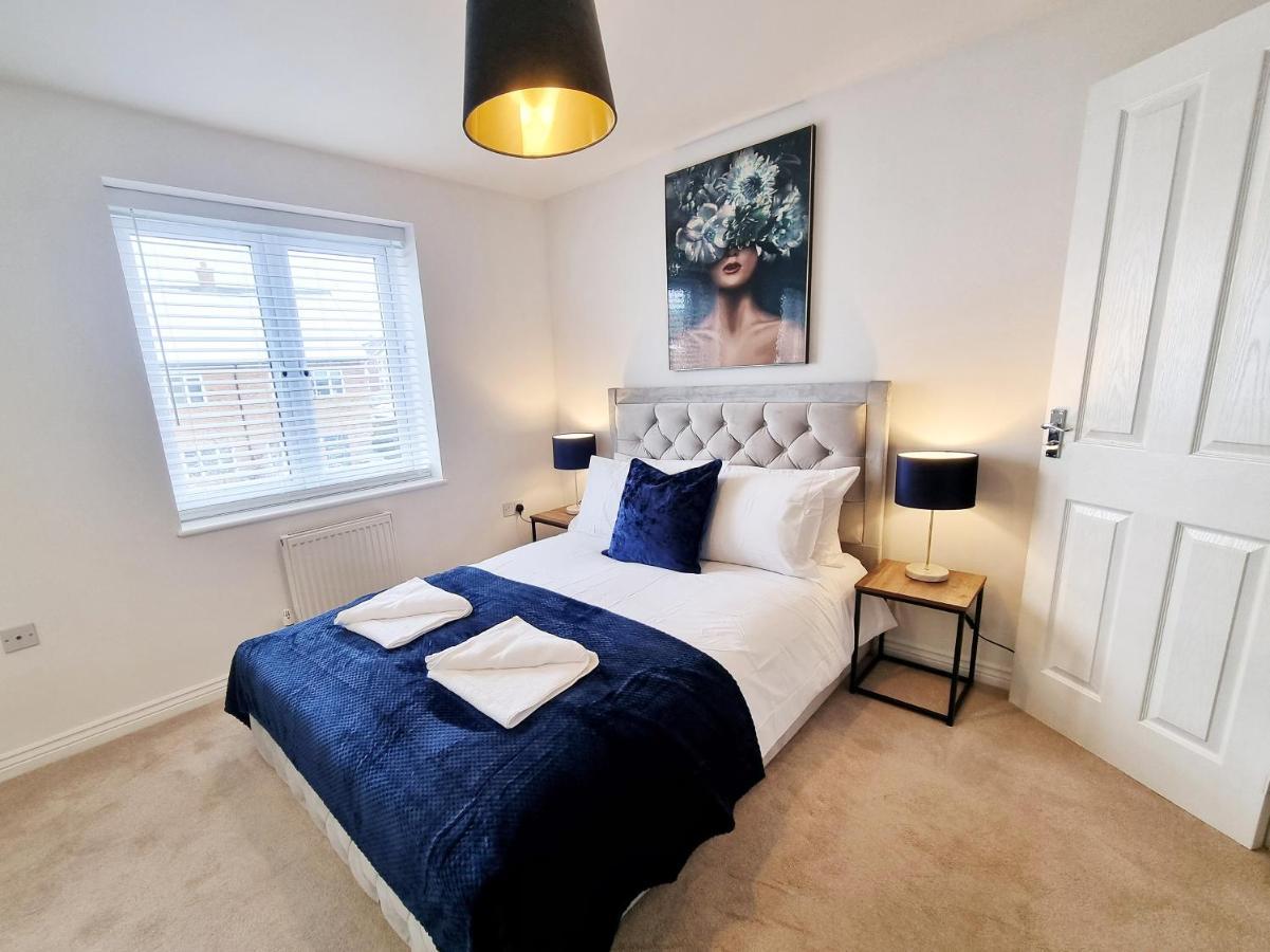 Modern & Spacious 3 Bedrooms And 2 Bathrooms Home, Free Parking! Cambridge  Exterior photo
